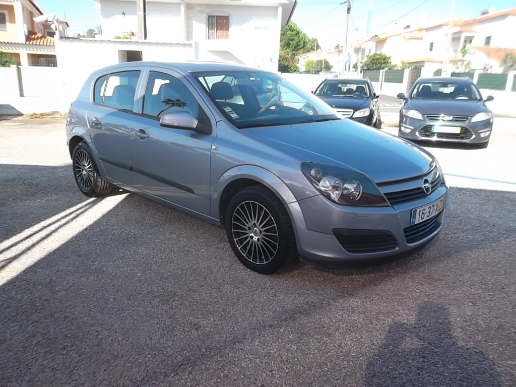  Opel Astra 1.7 CDTi Cosmo Mcv) (5p)