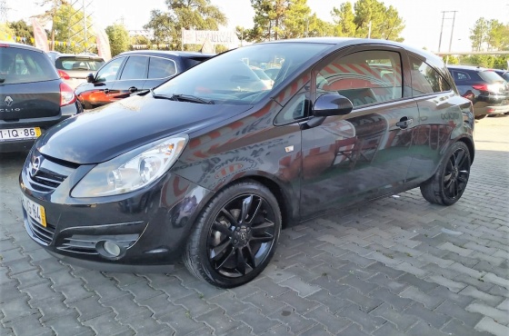 Opel Corsa black edition 1.2 - Rimauto