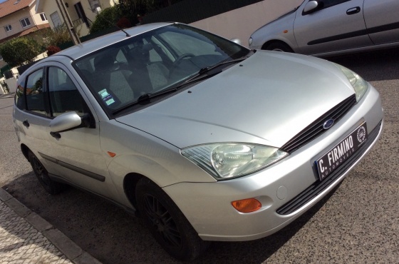 Ford Focus 1.4 Trend - Carlos Firmino, Unipessoal, Lda.