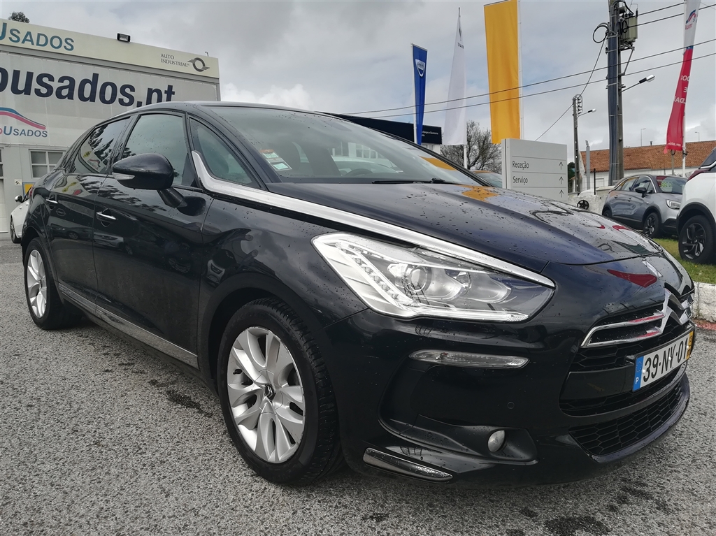  Citroen DS5 1.6 e-HDi 115 So Chic 5p CMP6 (5 lug)