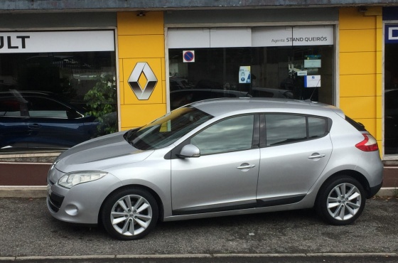 Renault Mégane 1.5 DCI Dynamique S - STAND QUEIROS -