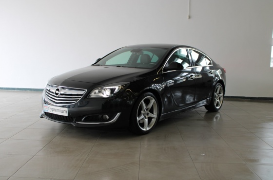 Opel Insignia 2.0 CDTi OPC Line - Flypremium Automoveis Lda