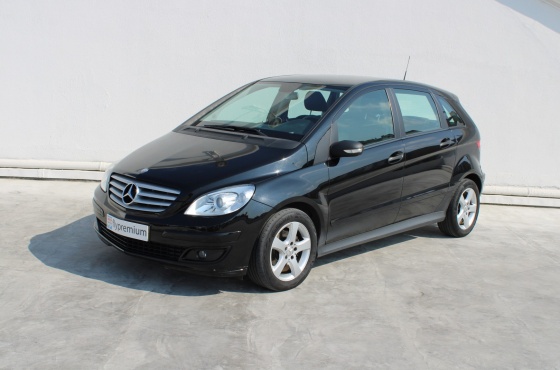 Mercedes-Benz B 180 CDi - Flypremium Automoveis Lda