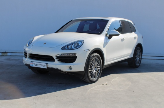 Porsche Cayenne 3.0 S e-Hybrid - Flypremium Automoveis Lda