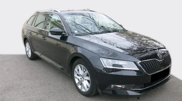  Skoda Superb 1.6 TDI STYLE DSG