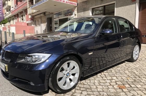 BMW 320 D - Nacional - Extras - Financiamento - Santos &