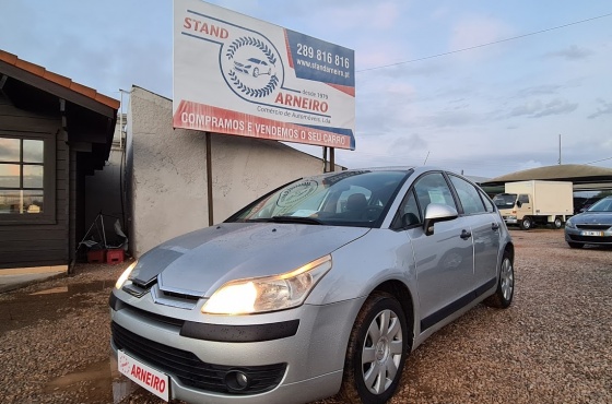 Citroën C4 1.6 HDi X (92cv)(5P) - Stand Arneiro Comércio