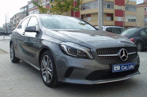 Mercedes-Benz A 180 AMG LINE AUT - RD CAR, Lda