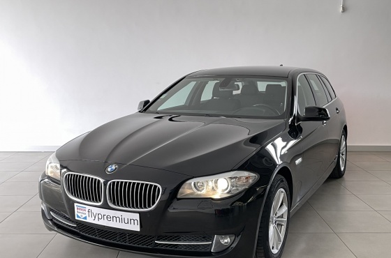 BMW 520 d - Flypremium Automoveis Lda