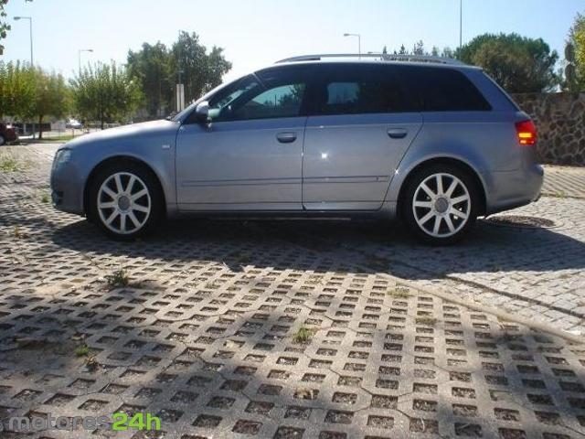 Audi A4 Avant 2.0 TDi S-line