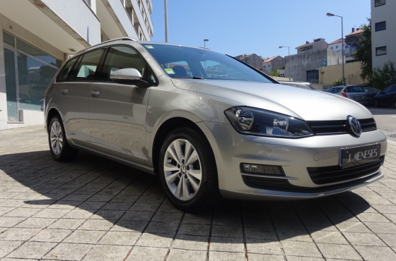 Vw Golf Variant 1.6 TDI Confortline Bluemotion - Garagem