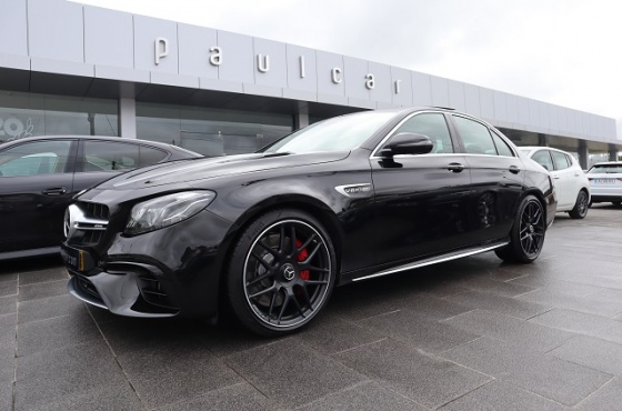 Mercedes-Benz E  S AMG V8 BI-TURBO 4 MATIC+ - PAULCAR