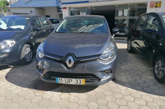 Renault Clio Limited - Auto D. Henrique - Com. de Veiculos