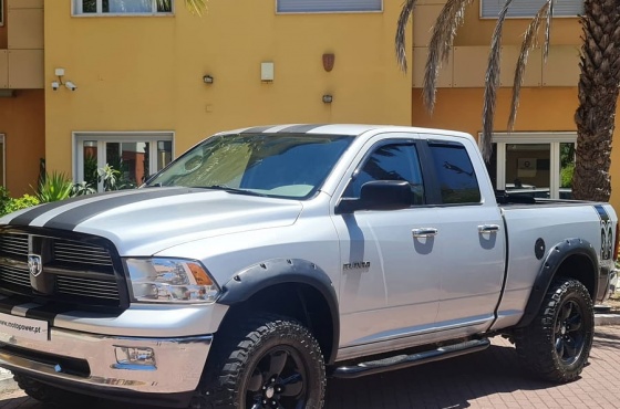 Dodge RAM 4.7 V8 GPL - A Moto Power Car