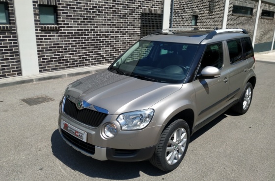 Skoda Yeti 2.0 TDI, Só  Kms, Nacional - SantaCar