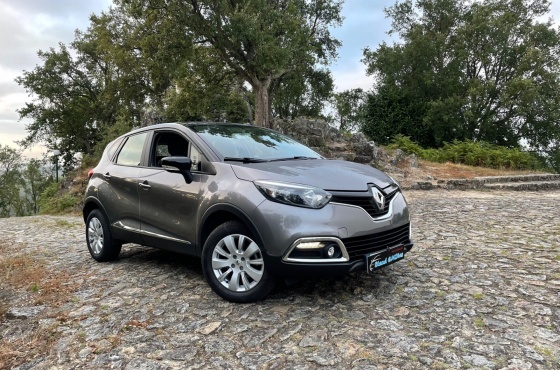 Renault Captur 1.5 DCI - Carlos & Manuel Dias Lda