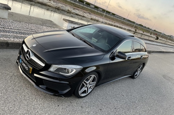 Mercedes-Benz CLA 220 SB Pack AMG - Targo