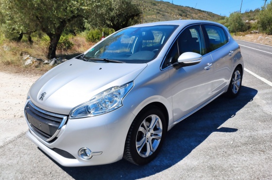 Peugeot  BlueHDI Allure - Auto Gomes Lda