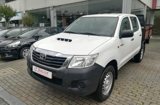 Toyota Hilux 2.5 D - 4D 144CV - STAND JUCAR