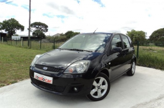 Ford Fiesta 1.4 TDCi Trend - Rossio Car