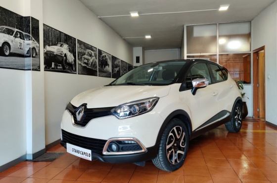 Renault Captur 1.2 TCe Luxe - STAND CAPELO