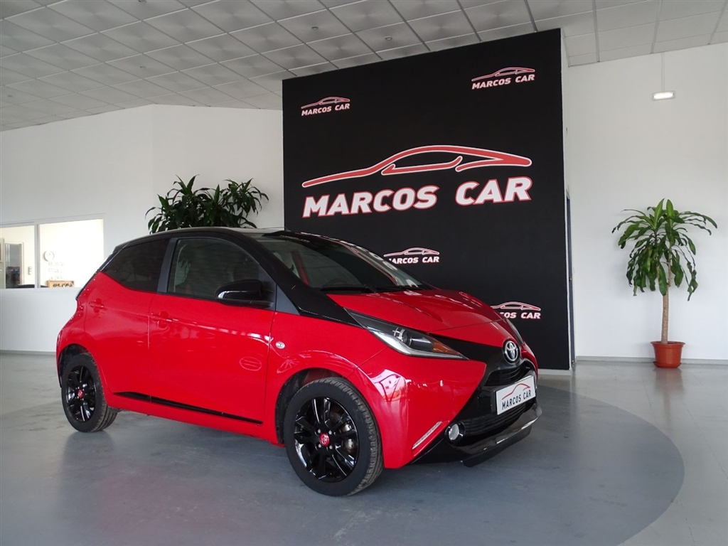  Toyota Aygo 1.0 X-Play Plus+X-Touch