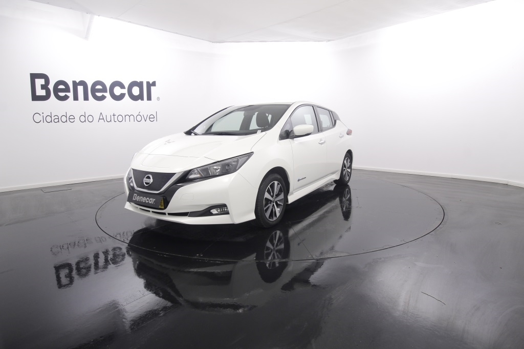  Nissan Leaf 40 kWh Acenta 150cv GPS / Cam. Traseira