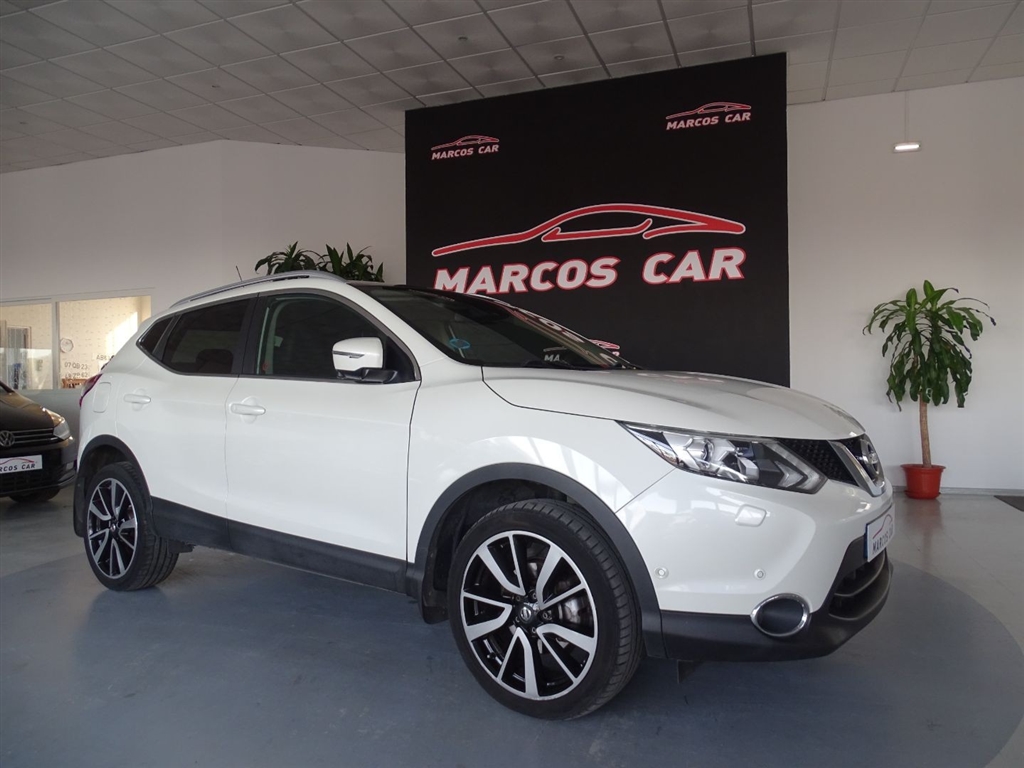  Nissan Qashqai 1.5 dCi Tekna 19 Alcantara