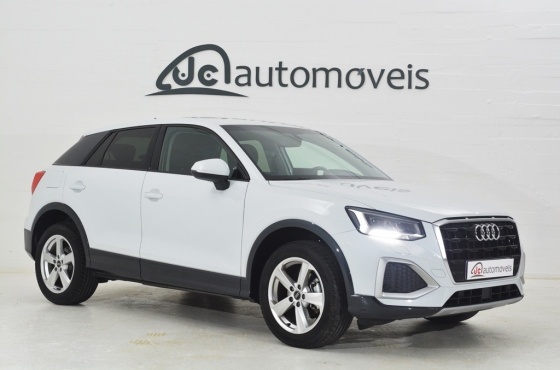 Audi Q2 30 TFSI Advanced - J. & COIMBRA LDA