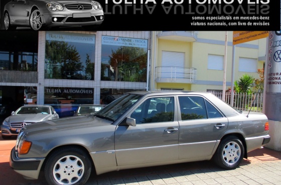 Mercedes-Benz E 250 TD Sportline - Tulha Automoveis - Stand