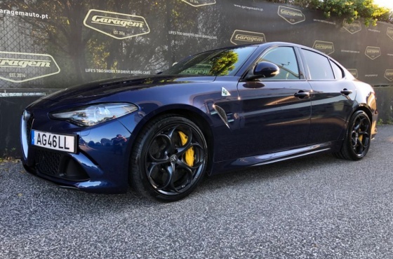 Alfa romeo Giulia 2.9 Bi-Turbo Quadrifoglio AT8 - Garagem