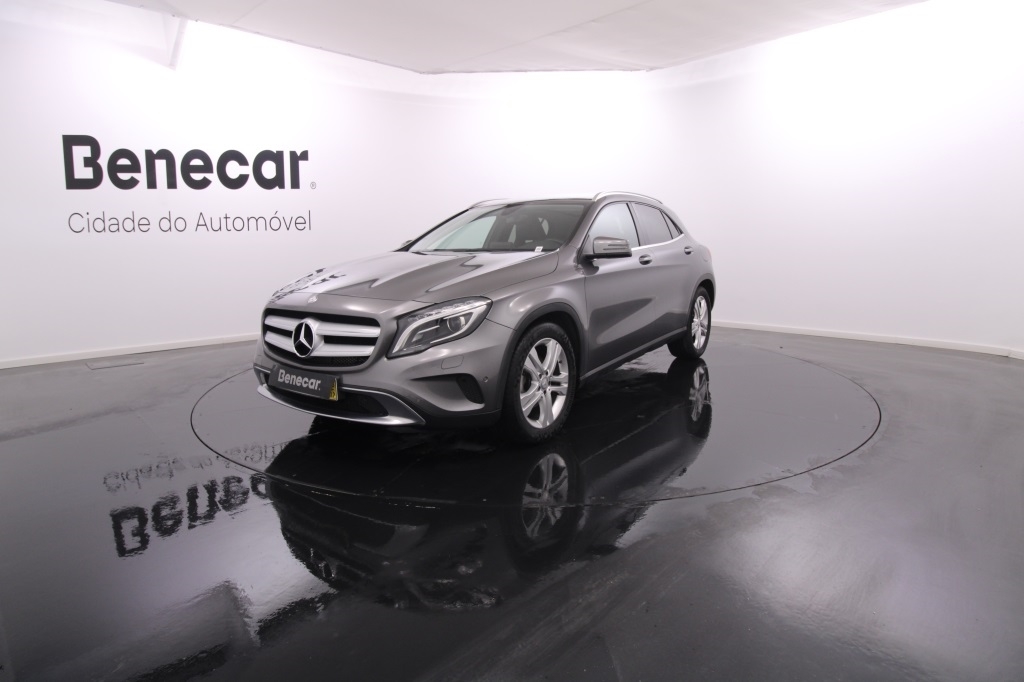  Mercedes-Benz Classe GLA GLA180 CDi Urban / Vidros