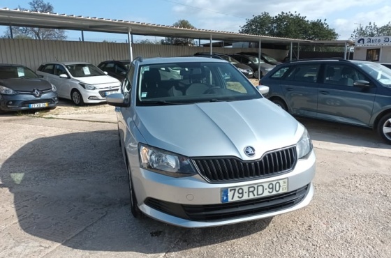 Skoda Fabia PER ACTIV ST 1.0 - Auto D. Henrique - Com. de