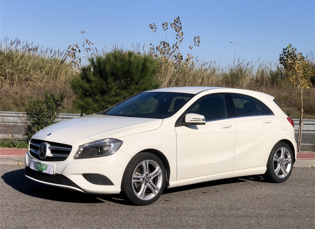  Mercedes-Benz Classe A 180 CDi B.E. Urban (109cv) (5p)