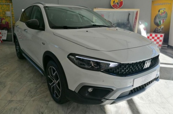 Fiat Tipo cross 1.0 GSE T3 City - Cameirinha