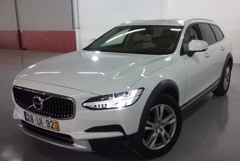  Volvo V90 Cross Country CROSS COUNTRY D4 AWD GEARTRONIC