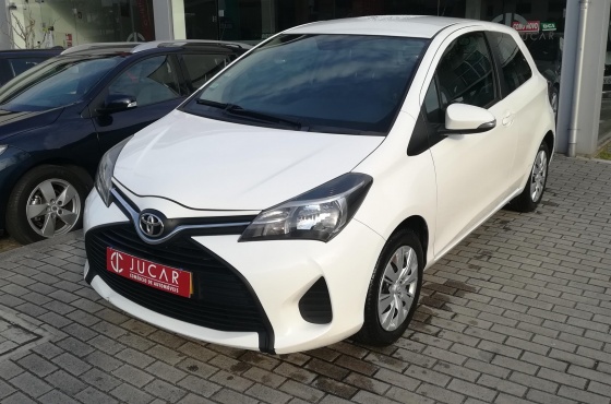 Toyota Yaris 1.4 D - 4D VAN 90CV - STAND JUCAR