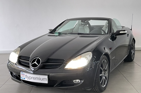 Mercedes-Benz SLK 200 Kompressor - Flypremium Automoveis Lda