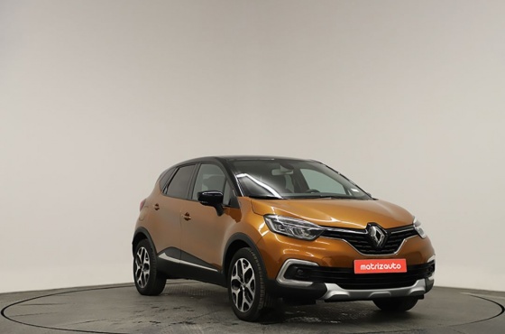 Renault Captur 0.9 TCE Exclusive - Matrizauto - O Shopping