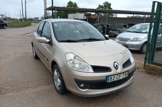 Renault Clio 1.5 Dci - Auto D. Henrique - Com. de Veiculos