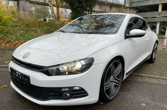 Vw Scirocco 2.0 TFSi Sport DSG - Car 4 You