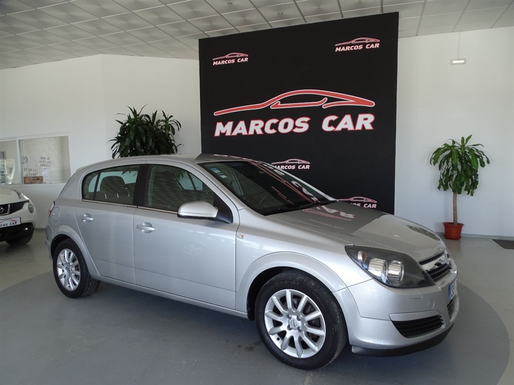  Opel Astra 1.4 Selection