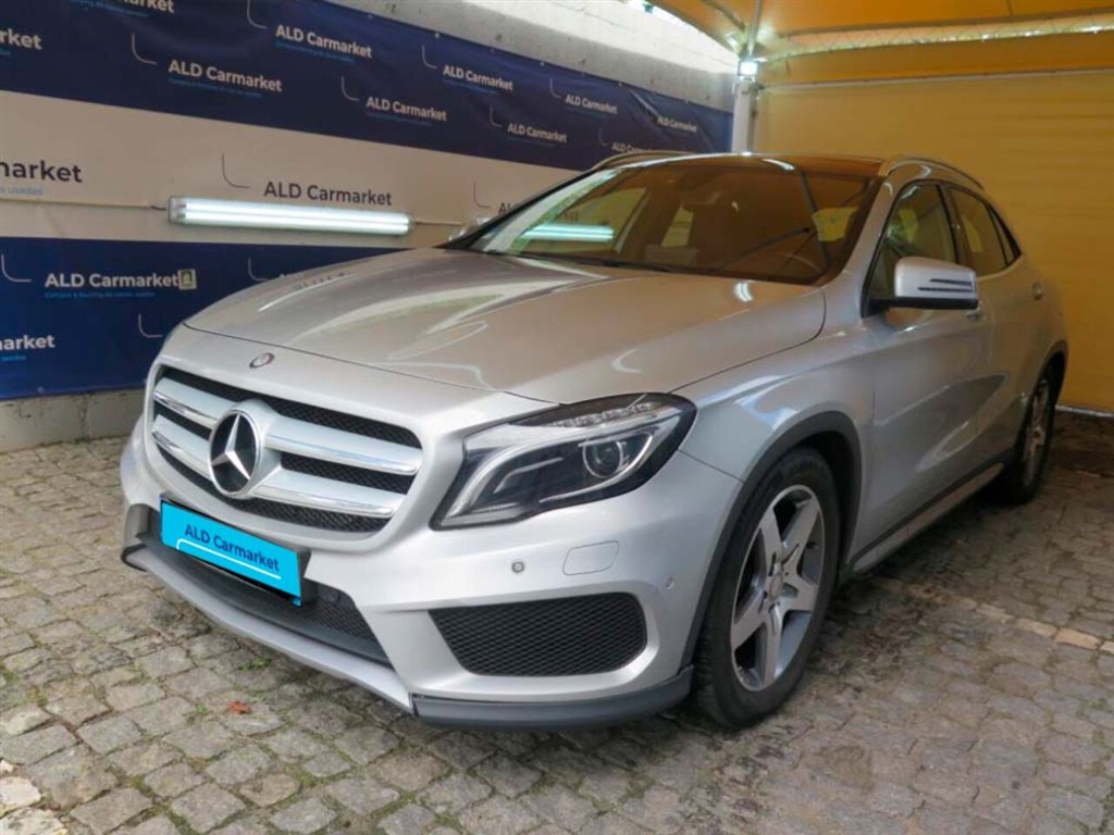  Mercedes-Benz Classe GLA 180d AMG Line AUTO