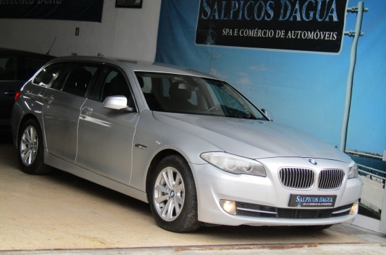 BMW 520 Touring D Auto - Salpicos D`Água, SPA e Comércio