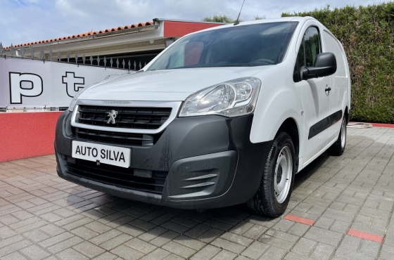 Peugeot Partner L2 1.6 HDI 100CV 3 LUGARES - Stand Auto