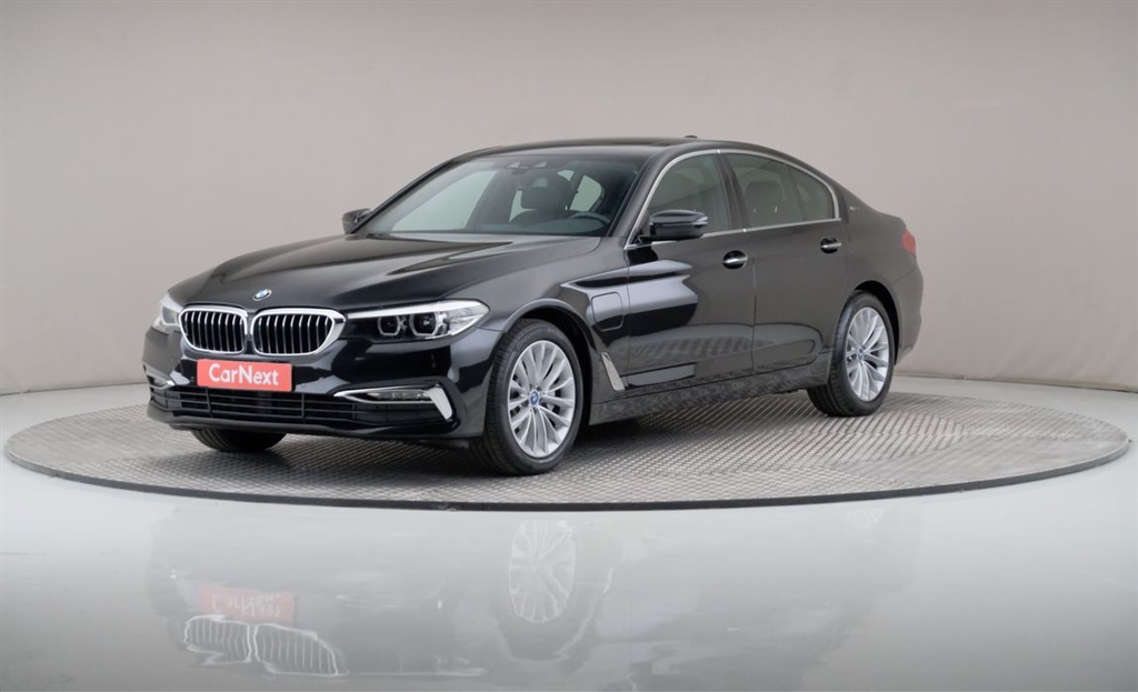  BMW Série  e iPerformance Line Luxury 252cv