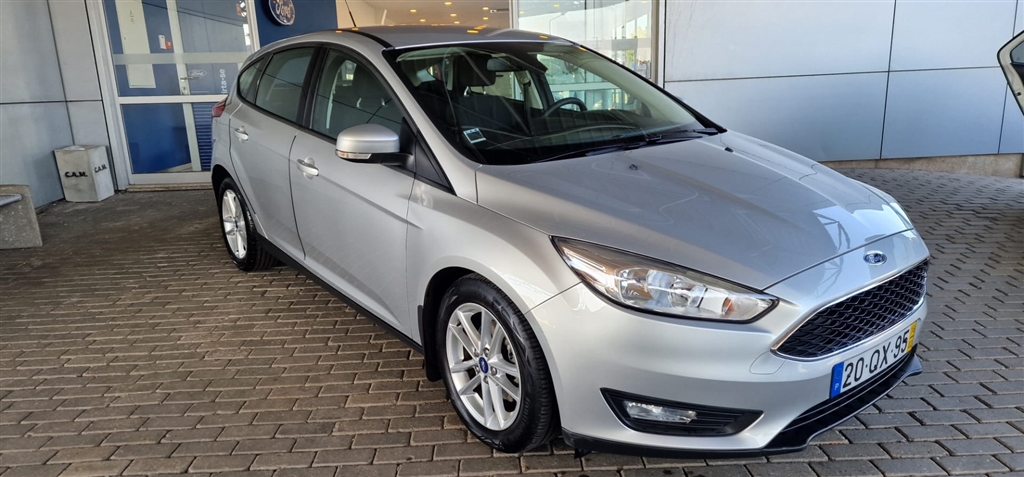  Ford Focus 1.0 ECOBOOST 100 TREND +