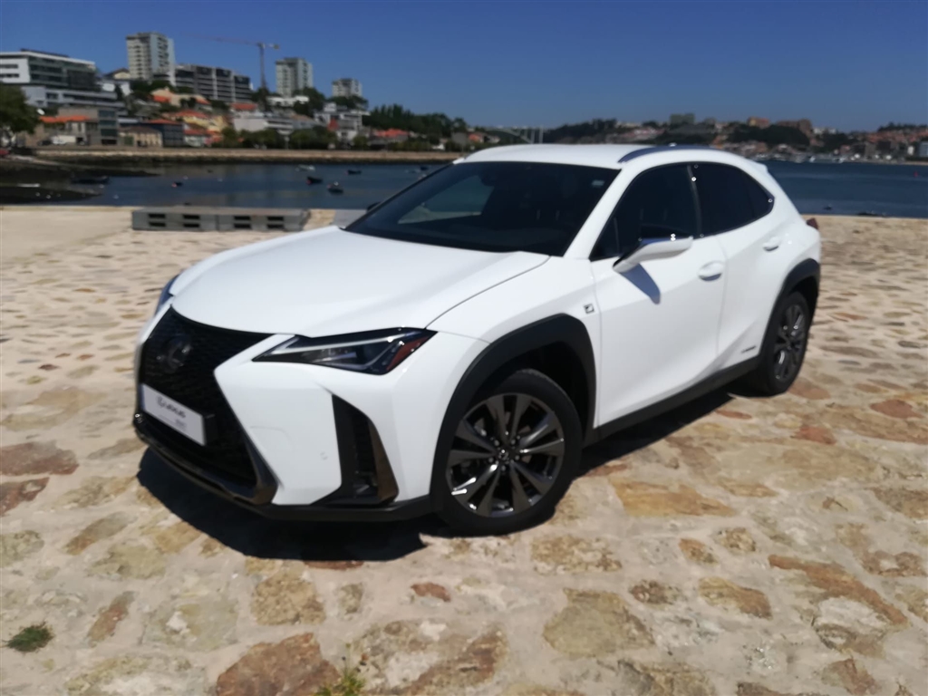  Lexus UX UX 250h F Sport