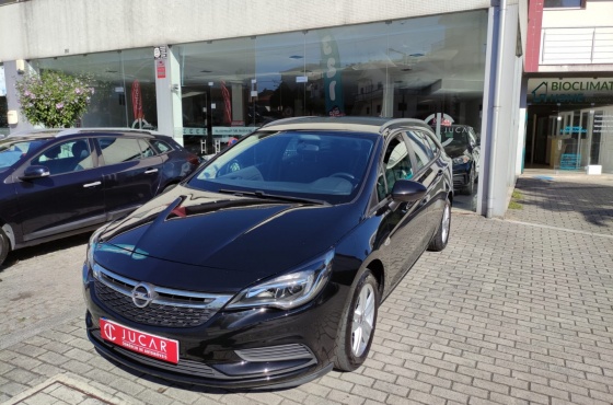 Opel Astra 1-6 CTDI Innovation (110 cv) - STAND JUCAR