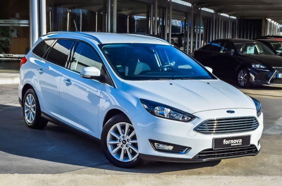 Ford Focus SW 1.0 ECOBOOST TITANIUM - Fornova Matosinhos